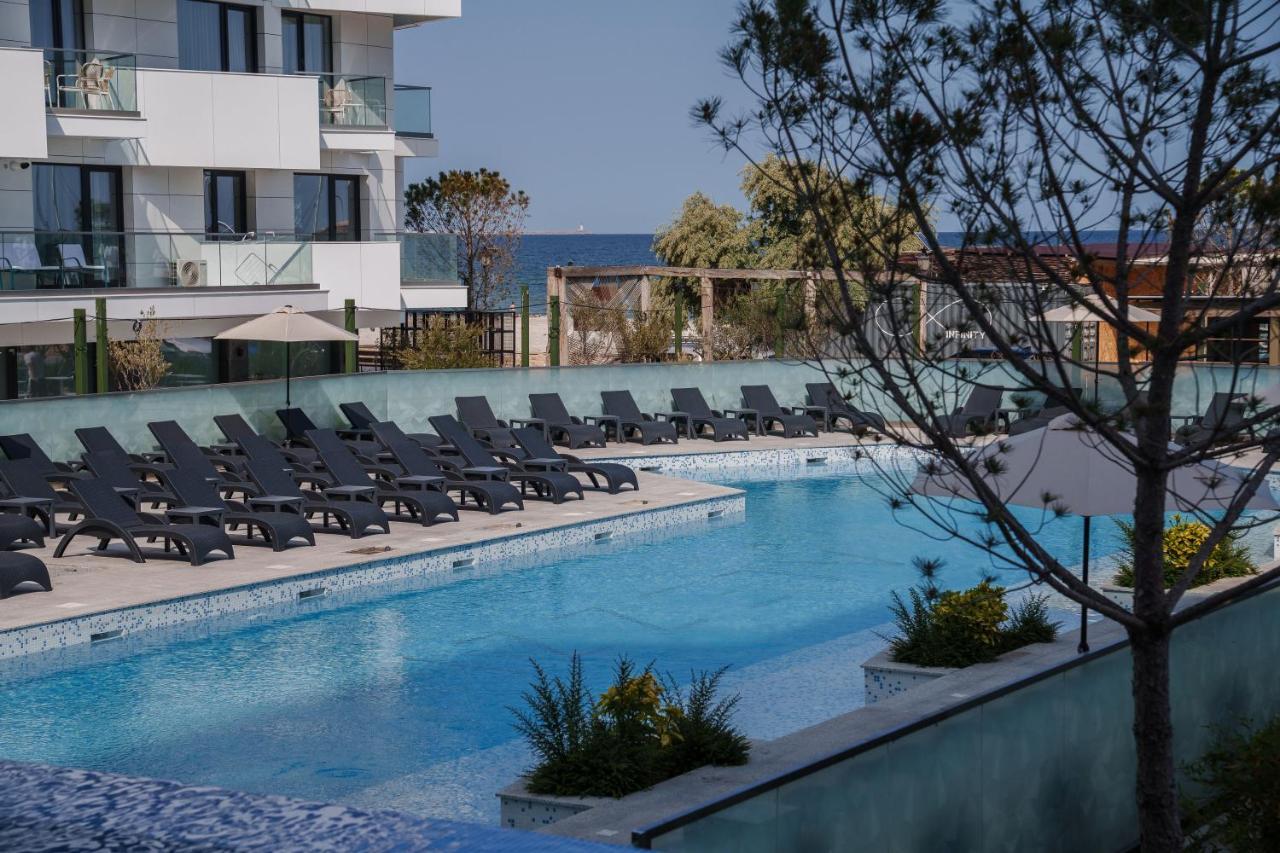 Alezzi Infinity Aparthotel & Spa Navodari Dış mekan fotoğraf