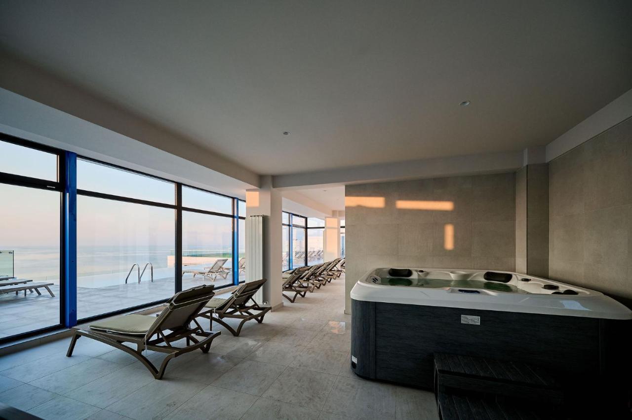 Alezzi Infinity Aparthotel & Spa Navodari Dış mekan fotoğraf