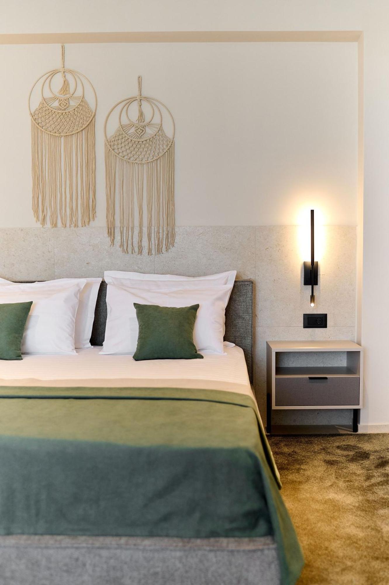 Alezzi Infinity Aparthotel & Spa Navodari Dış mekan fotoğraf