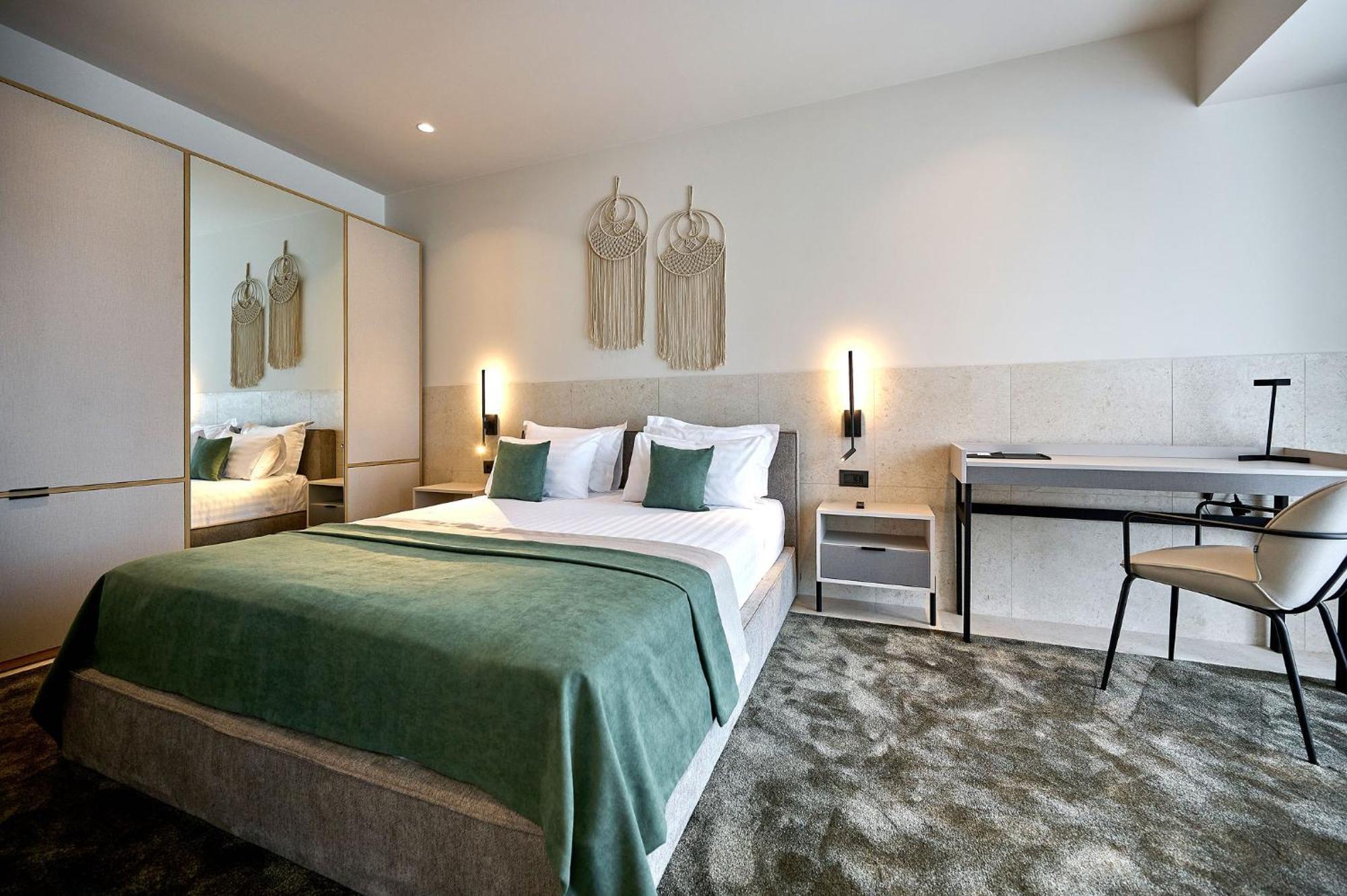Alezzi Infinity Aparthotel & Spa Navodari Dış mekan fotoğraf